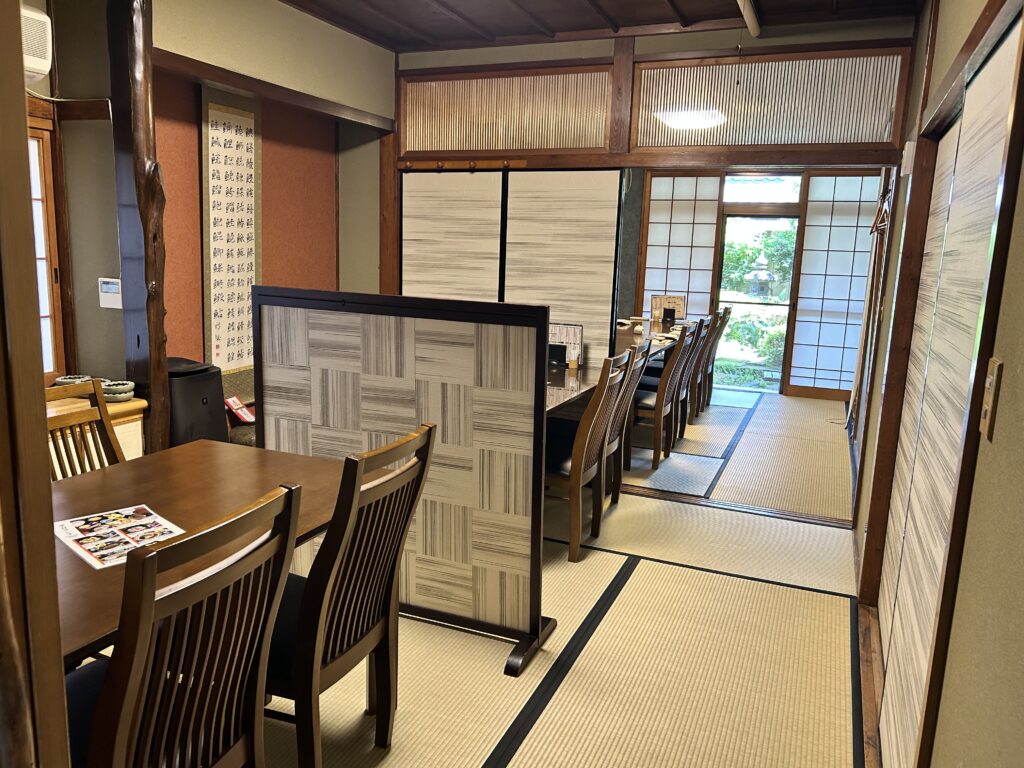 8名用個室